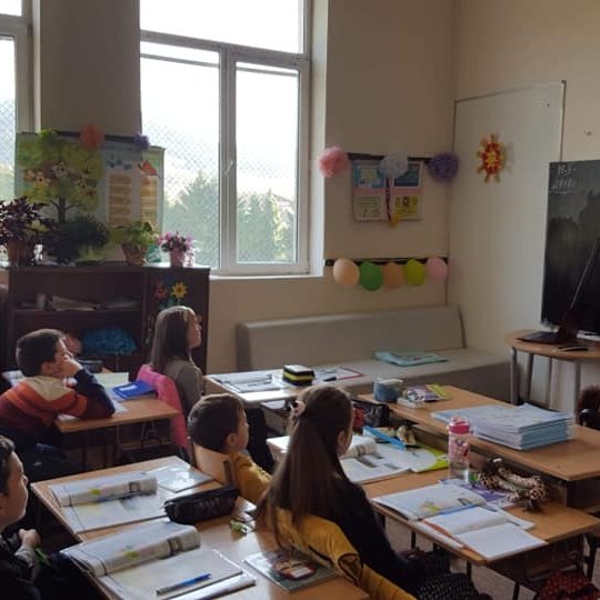 Проект „Мобилности за посещение на училища с кабинети за медиация и развита IT структура"