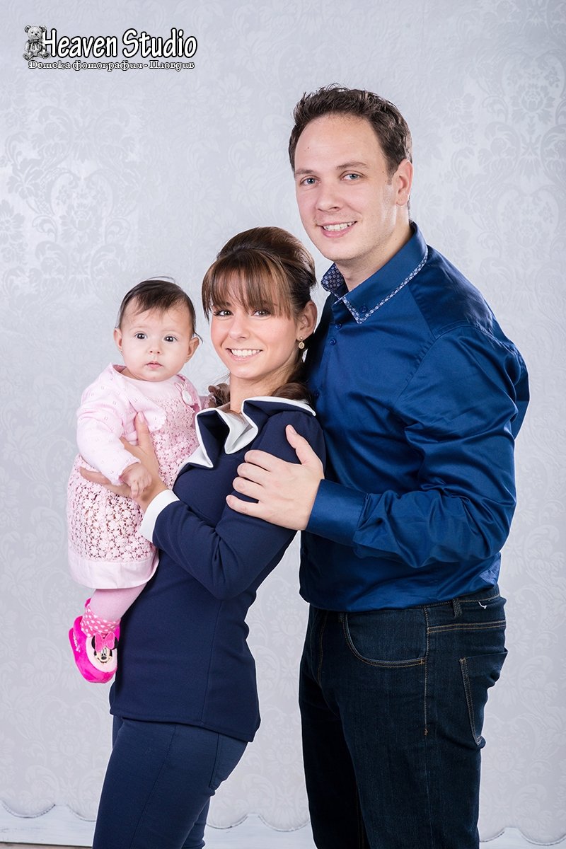 Семейна фотосесия за Коледа