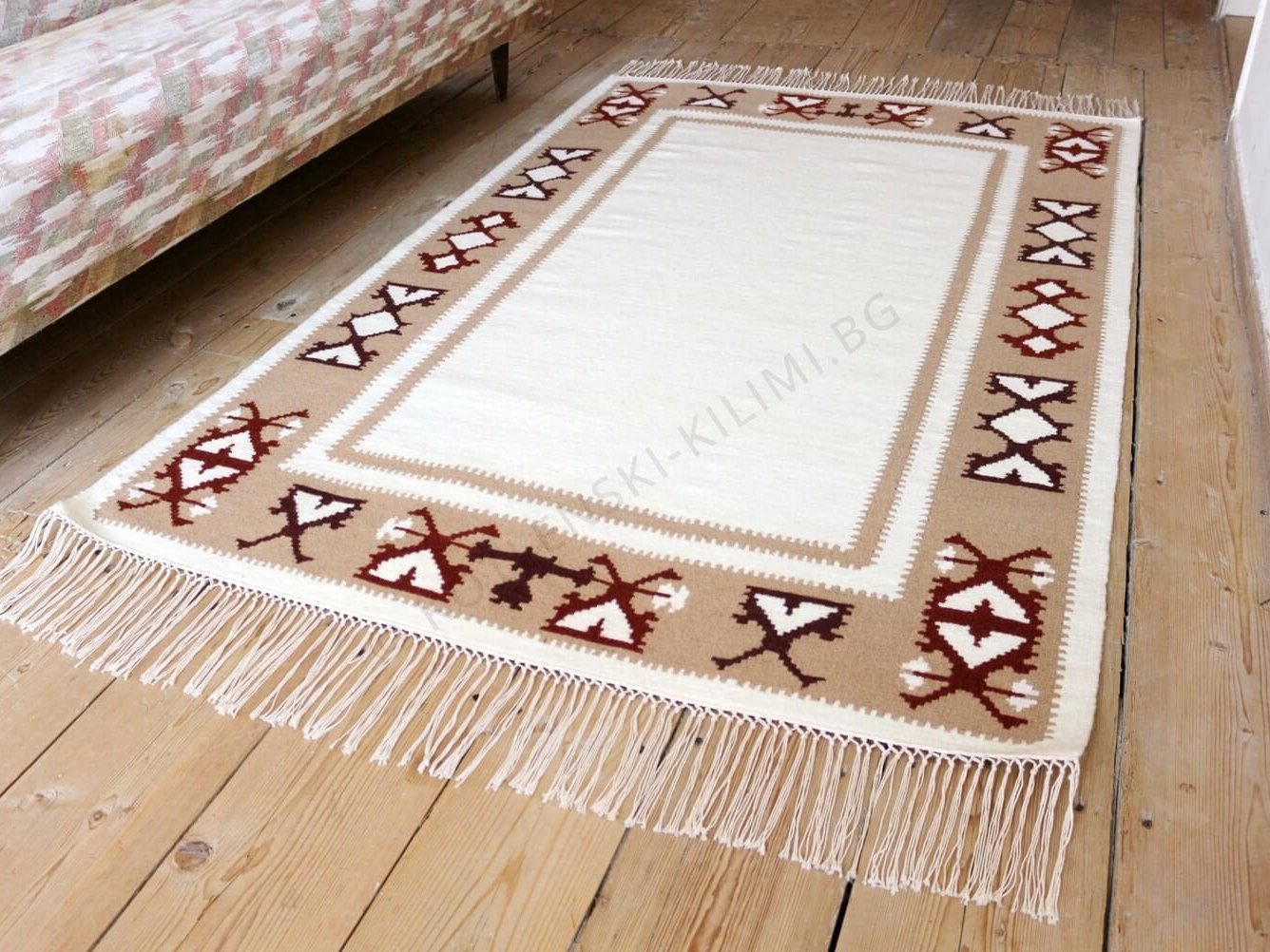 вълнен килим