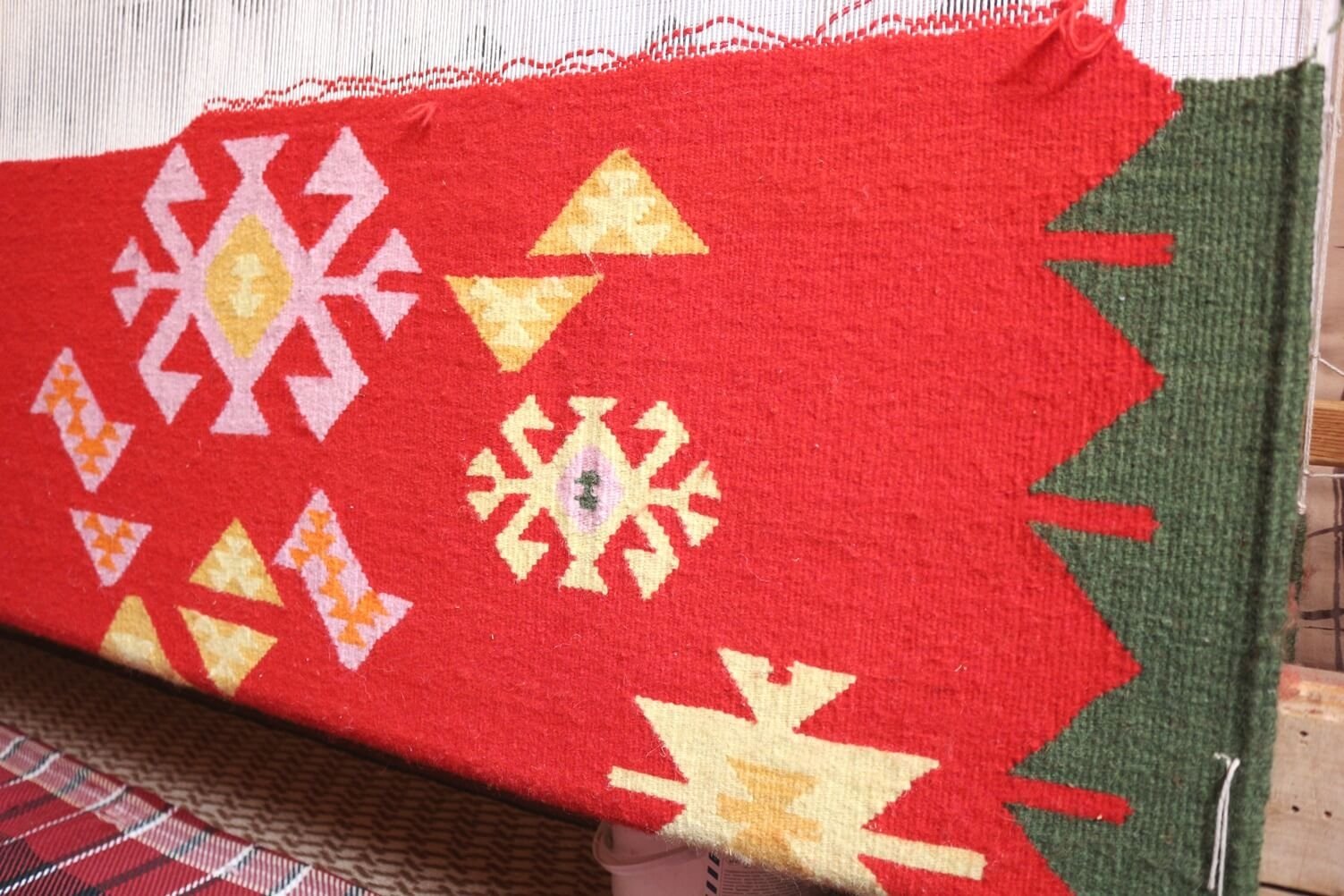 вълнен килим