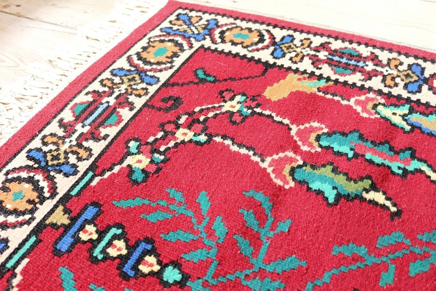 Котленски килими | Налични ръчно тъкани вълнени килими