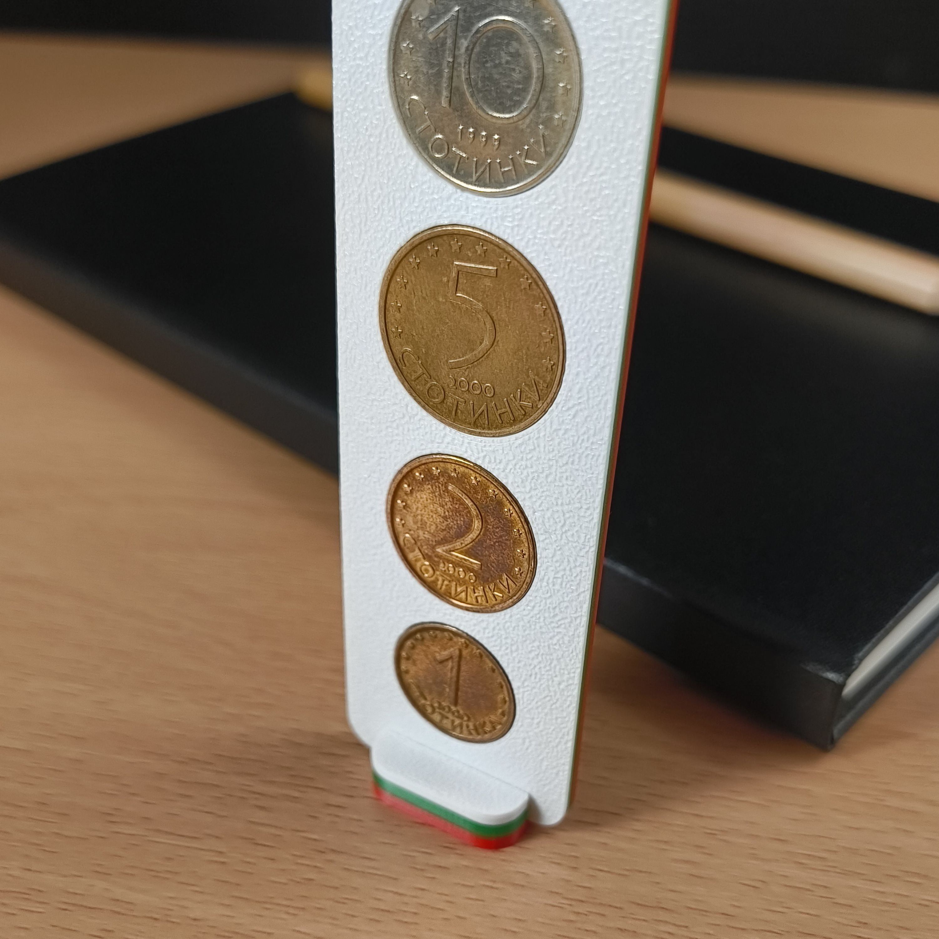 Колекционерска стойка за евро монети от LIMITED3D