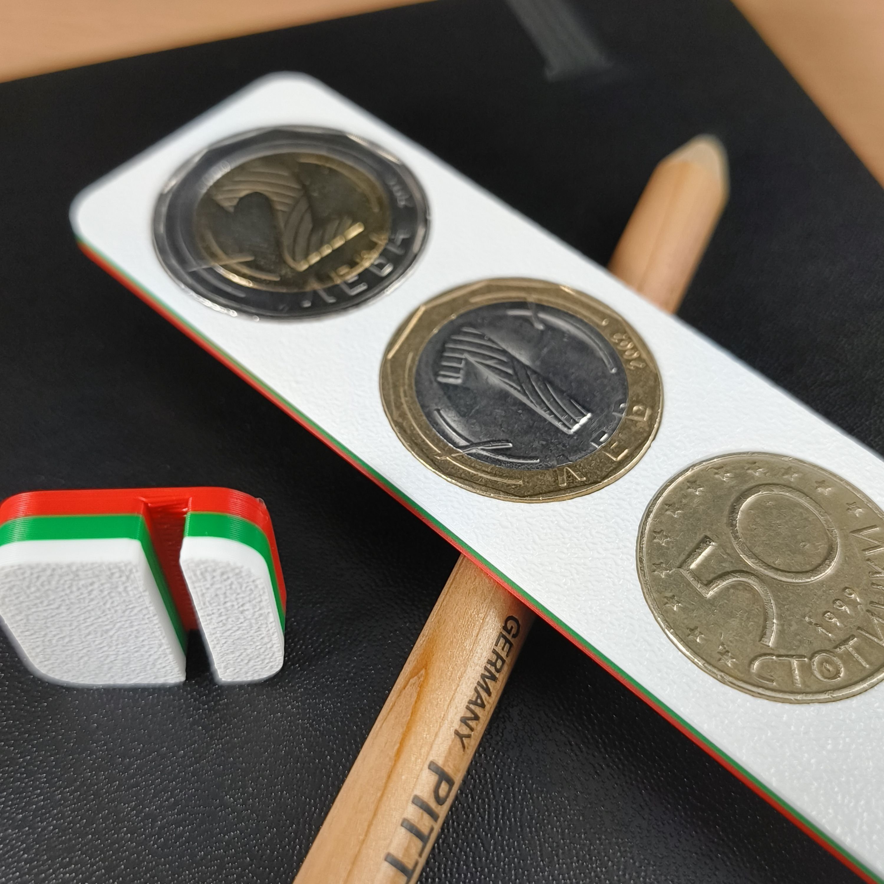 Колекционерска стойка за евро монети от LIMITED3D