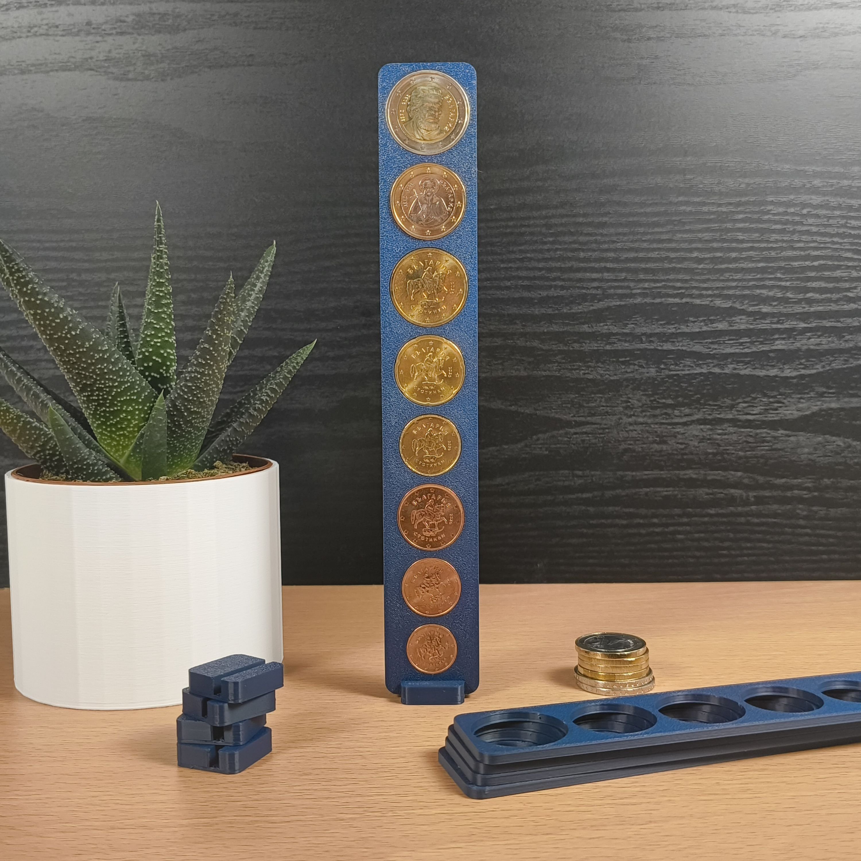 Колекционерска стойка за евро монети от LIMITED3D