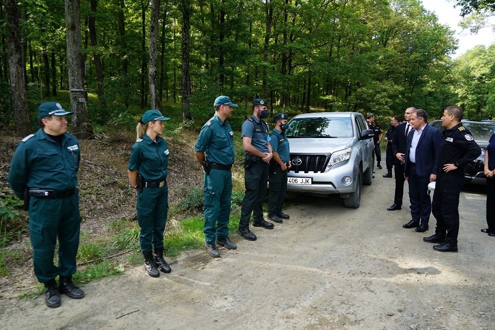 Обстановката на южната ни граница е напрегната, но под контрол. Служители на Фронтекс подпомагат българските граничари | The News BG Reporter ®