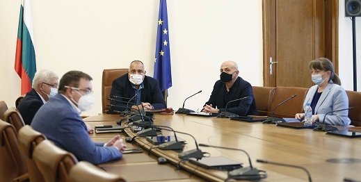 БОРИСОВ: ПРАВИТЕЛСТВОТО ЩЕ ОСИГУРИ ВСИЧКИ ВИДОВЕ ВАКСИНИ, КОИТО ПРЕДЛАГА ЕК | The News BG Reporter ®