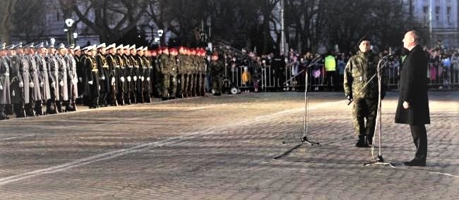 ПРЕЗИДЕНТЪТ РАДЕВ: "Преди 143 години на днешната дата България възкръсва на картата на Европа!"