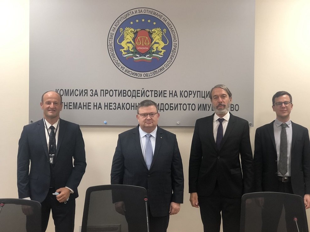 КПКОНПИ ЗАПОЧВА ПРОЕКТ С ЕВРОПЕЙСКАТА КОМИСИЯ ЗА  ПРОВЕРКИТЕ ЗА ПОЧТЕНОСТ НА СЛУЖИТЕЛИ