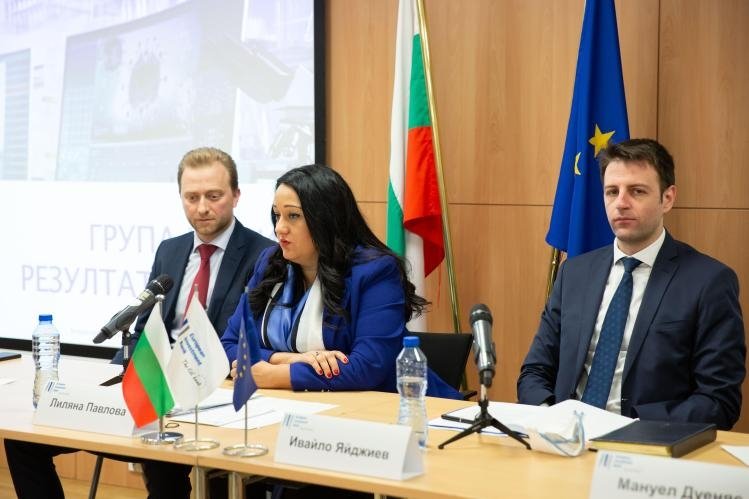 ГРУПАТА НА ЕВРОПЕЙСКАТА ИНВЕСТИЦИОННА БАНКА С ПОДКРЕПА ОТ 948 МИЛИОНА ЕВРО ЗА БГ ИКОНОМИКАТА | The News BG Reporter ®