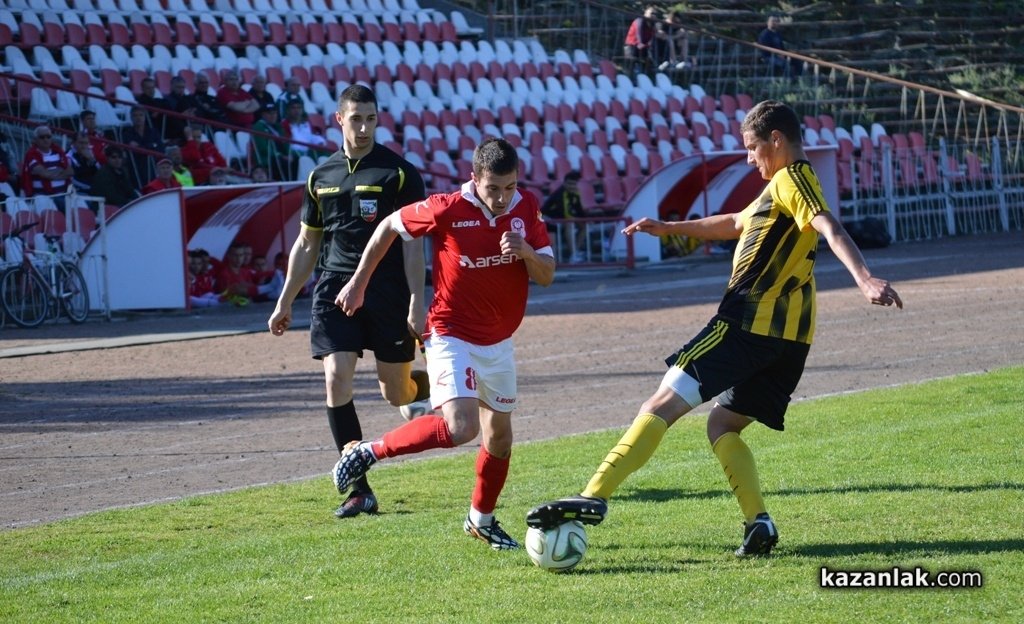 26 кръг - 16 април 2016, събота, 17:00 ч: Розова долина (Казанлък) - Миньор (Раднево)