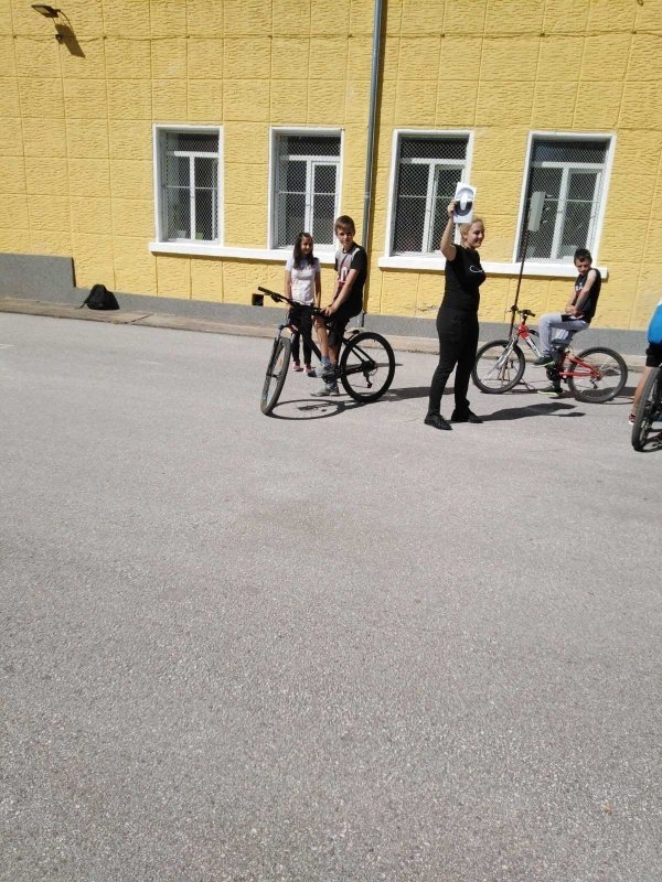 УЧИЛИЩЕН ЖИВОТ