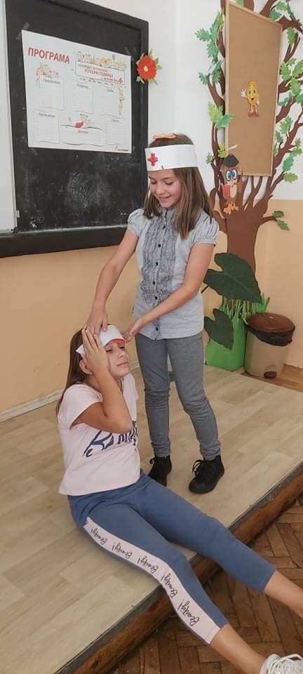УЧИЛИЩЕН ЖИВОТ